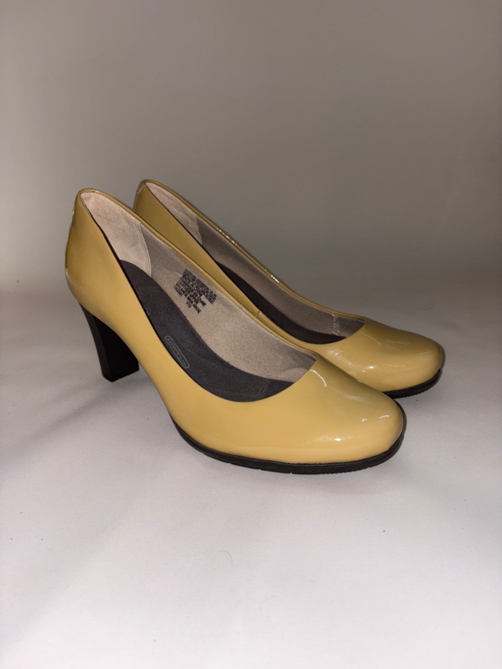 Rockport / Adidas Collab - Total Motion Patent Round-Toe Heels Size 9.5‎